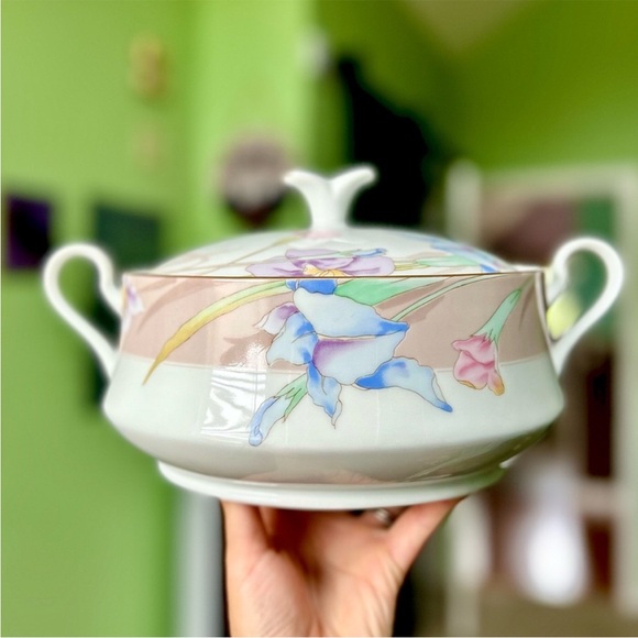 VTG Pastel Floral Mikasa Charisma Beige Covered Casserole Kitchenware Collection - Picture 2 of 10